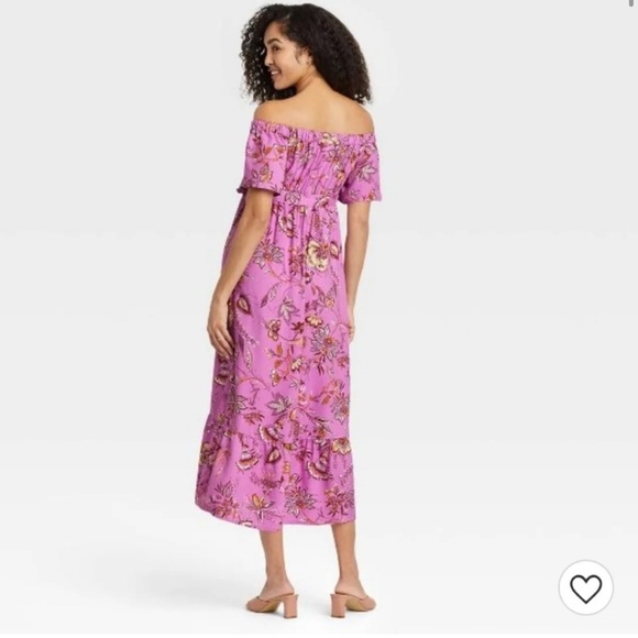 Isabel Maternity NWT Off Shoulder Maxi Dress
Elbow Sleeve Maternity Small - Picture 2 of 3